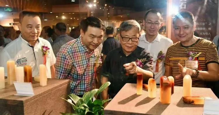 极品田黄鉴赏,田黄印章极品