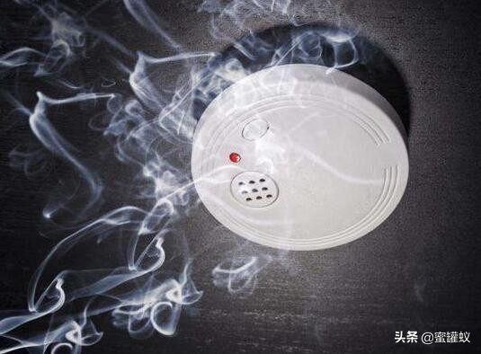 烟雾报警器30秒响一次怎么解决,小米烟雾报警器一直响怎么关掉