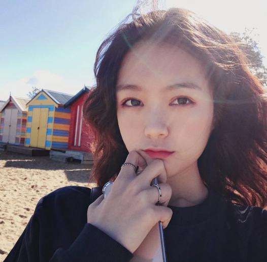 油痘肌阿玛尼粉底液测评,tf粉底液柔雾无痕粉底液