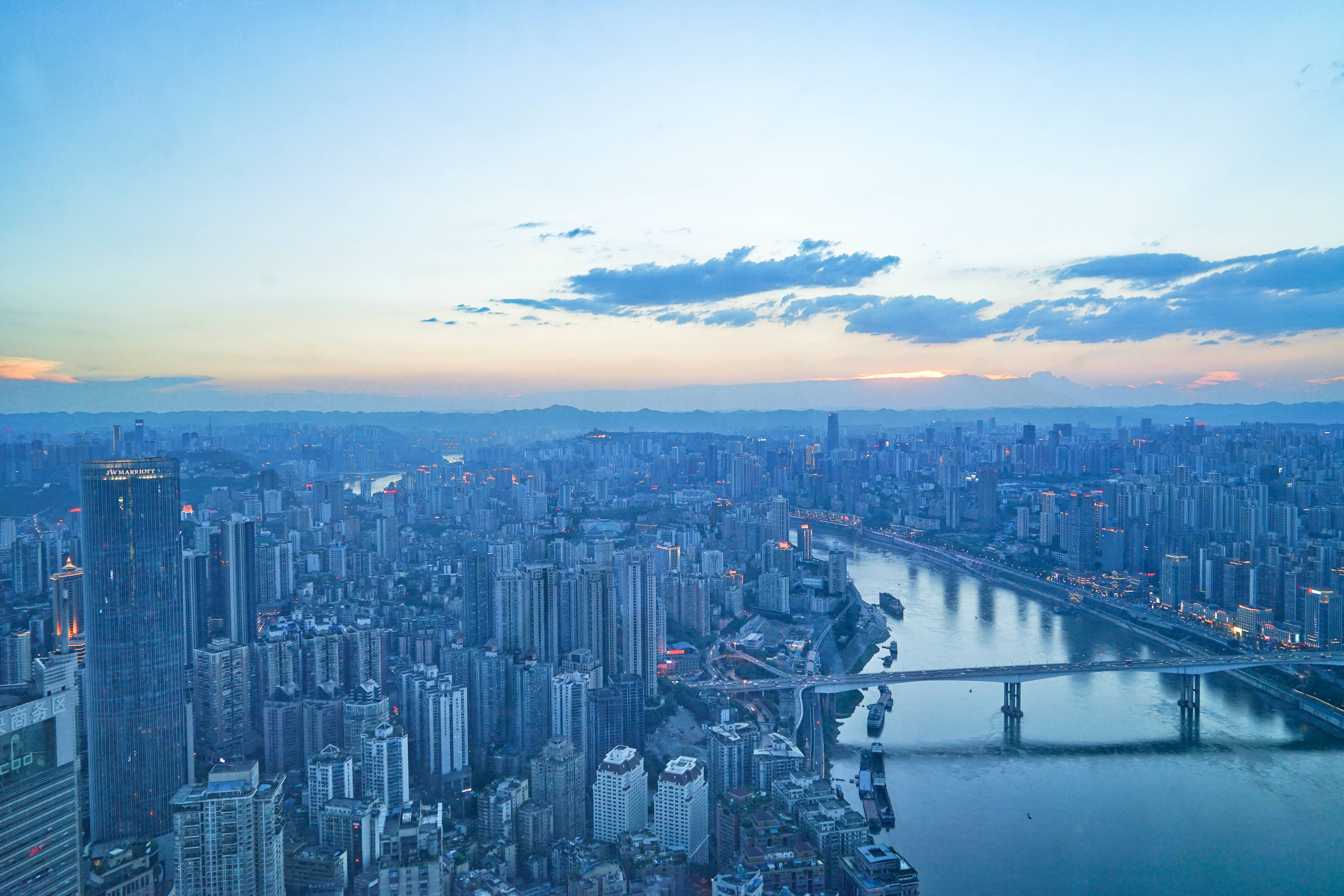 重庆8d魔幻旅行,8d魔幻山城重庆的旅行