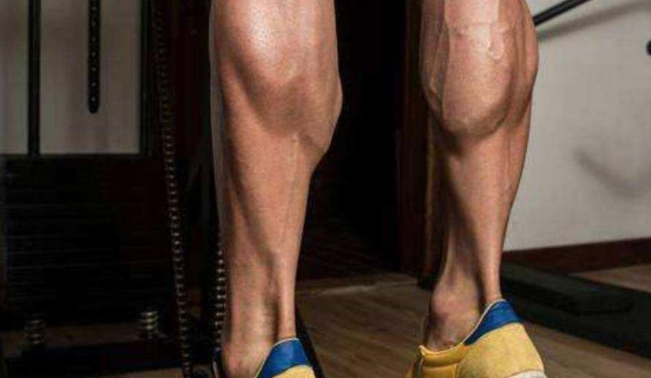 如何让小腿肌肉的训练效果最大化？练小腿不粗反而更细