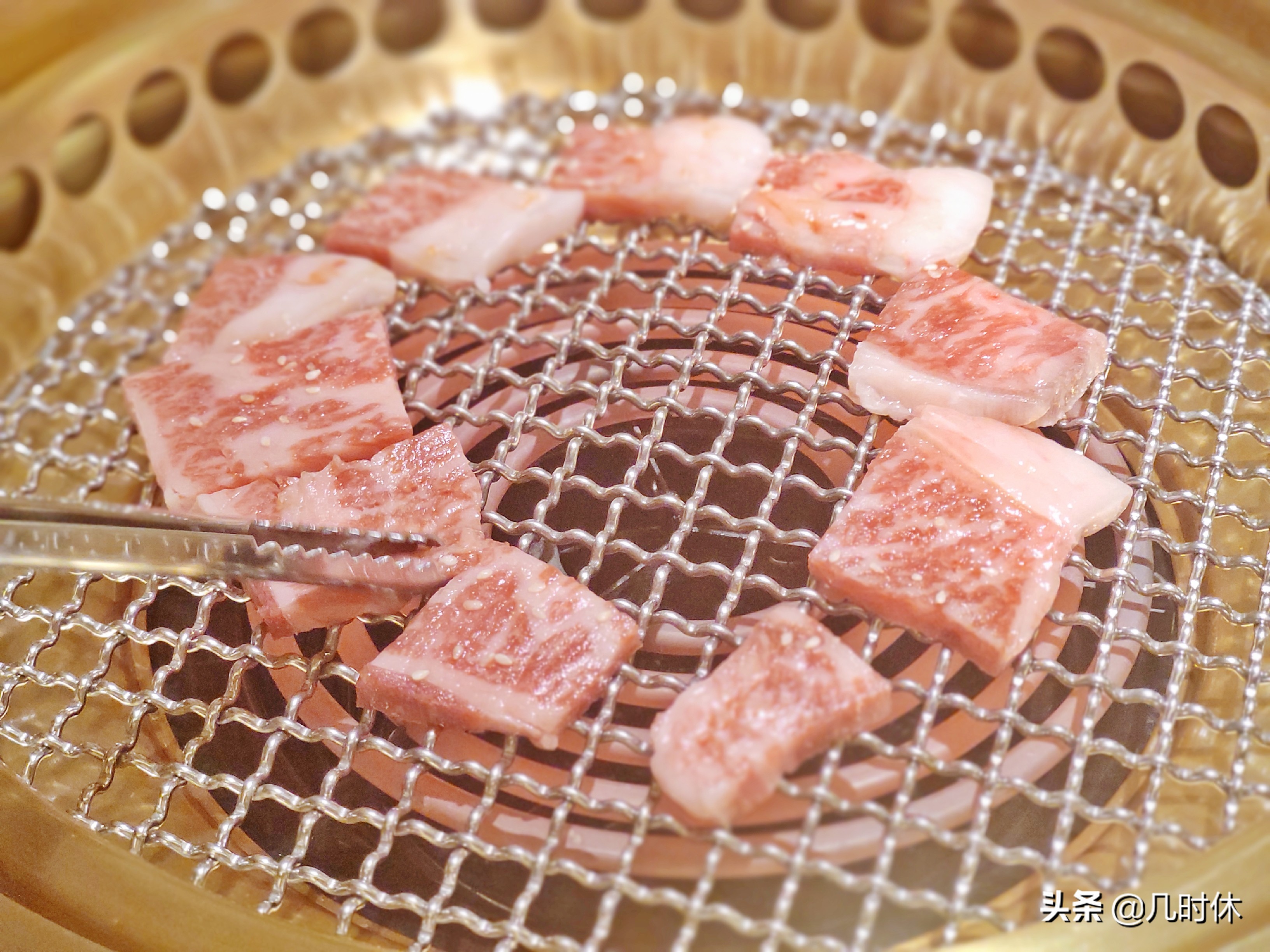 在宁波和杭州两地，“大江户”所到之时就是隔壁日料餐厅的悲剧日