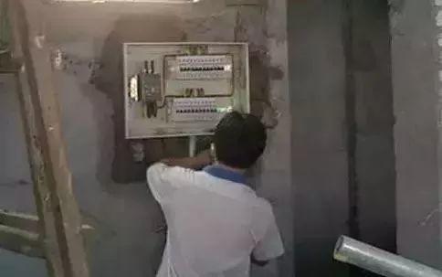 什么是接地线带电,接地线和接地线有什么区别