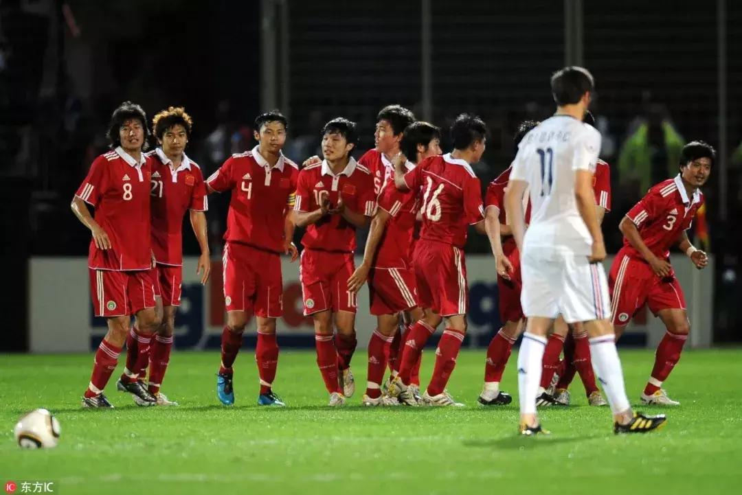 上港夺冠武磊现场最初的梦想,上港夺冠张琳芃大满贯