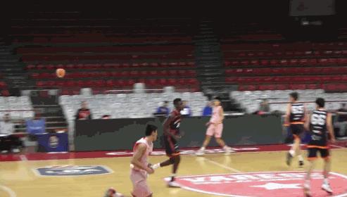 16岁中国后卫,中国篮球14岁后卫