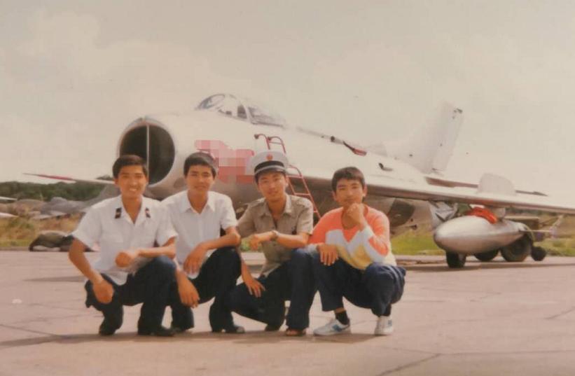 父亲找到失联40年的老战友,找到失联38年的战友