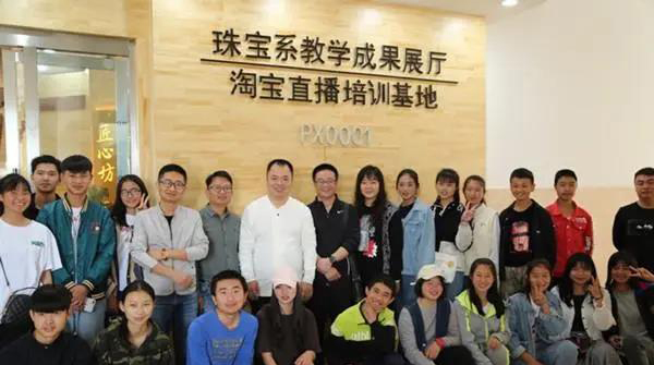 春季招聘还没开始，云南一所院校这个专业的毕业生遭疯抢