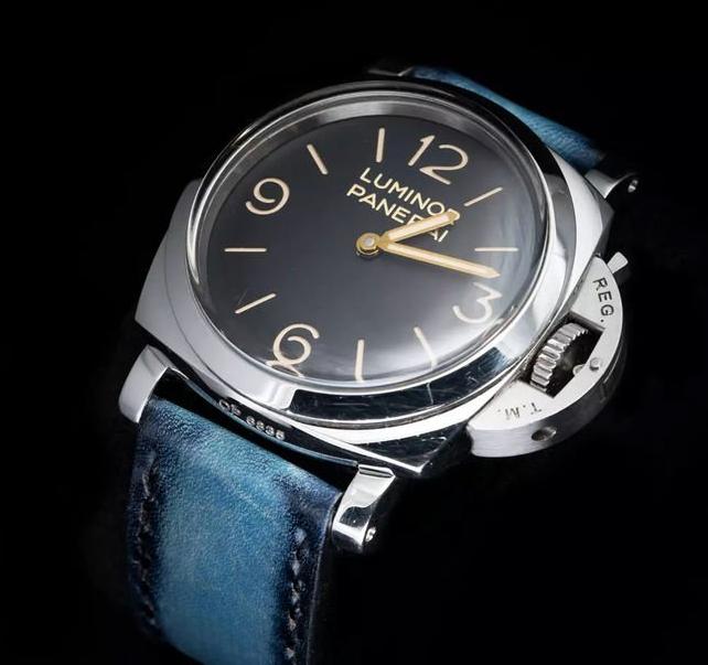 戴沛纳海手表,佩戴沛纳海金表