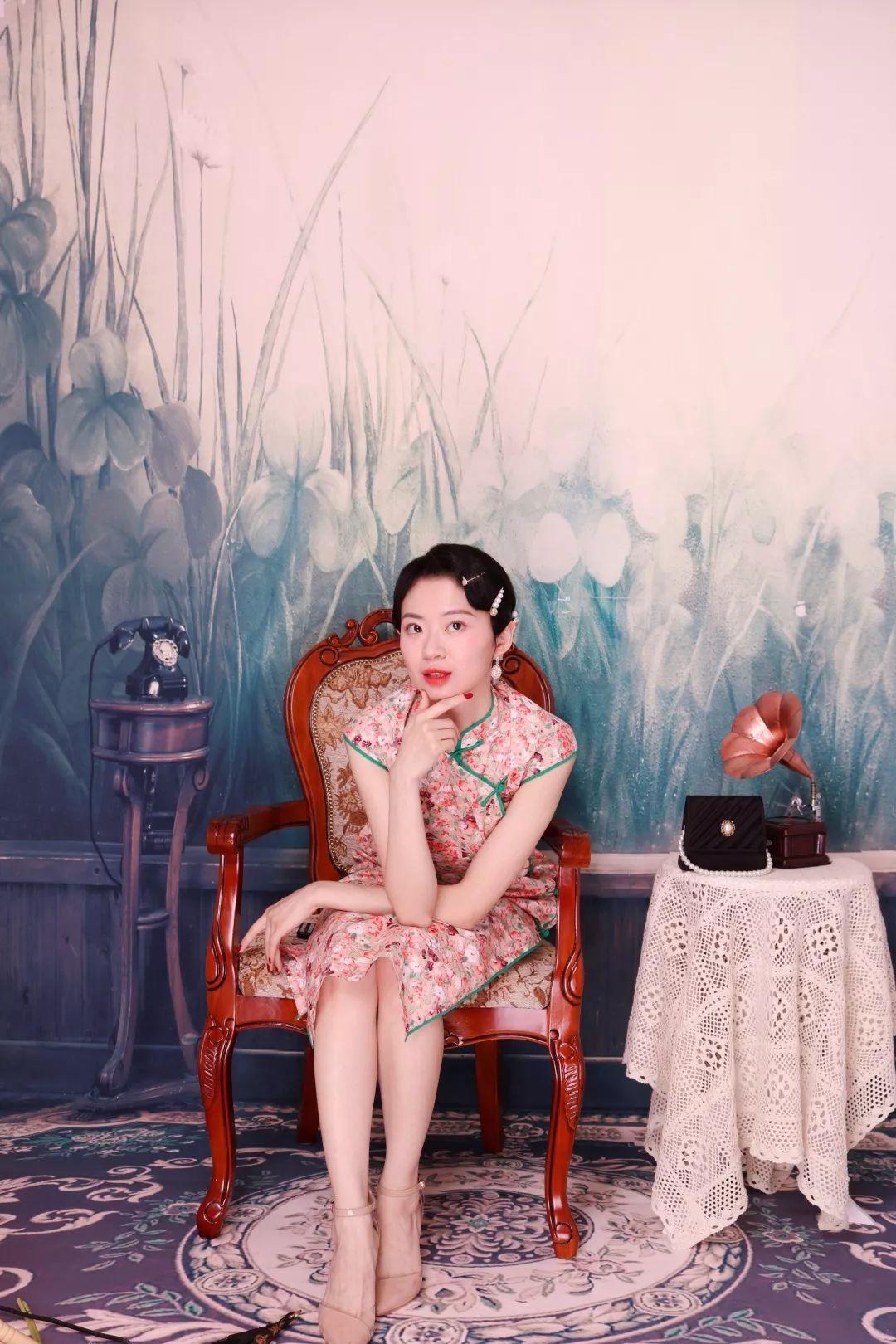 口红特效嘟嘴拍同款iu,画iu同款妆