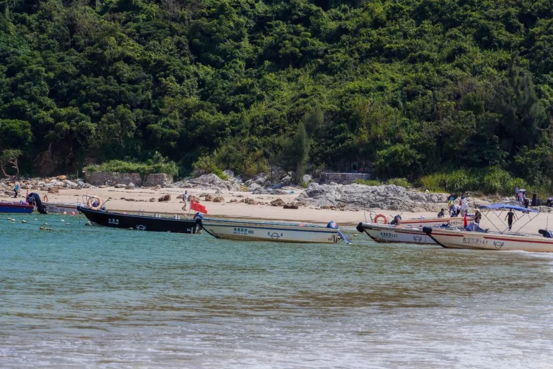 深圳少见的“十里银滩”，美到无边