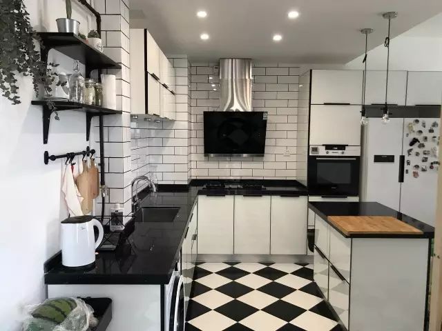 油烟机侧吸和顶吸集成灶哪个好,集成灶侧吸和顶吸油烟机哪个好