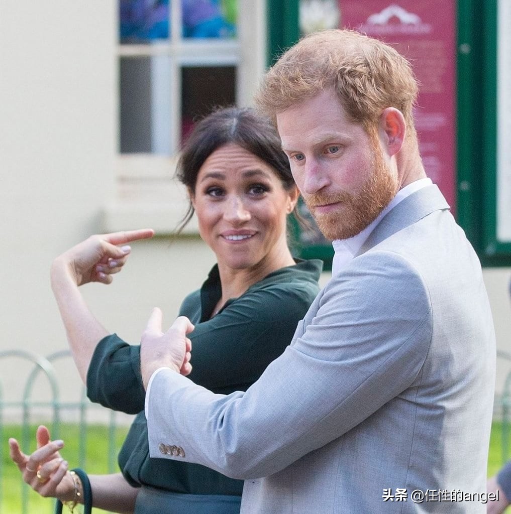 英国王室小王子搞怪,英国王室抢眼绿色高颜值王室成员