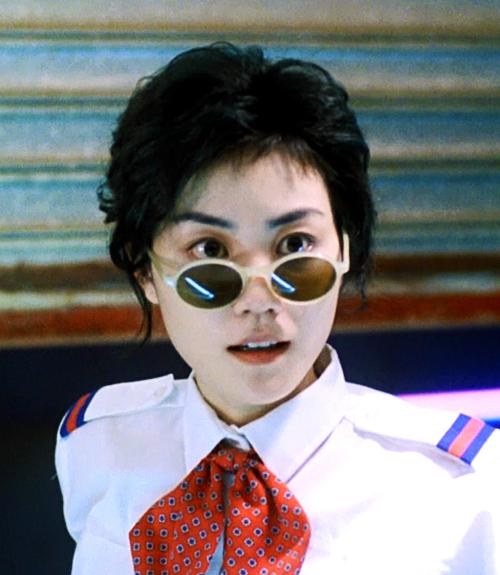 重庆森林中的梦中人,重庆森林梦中人片段完整版