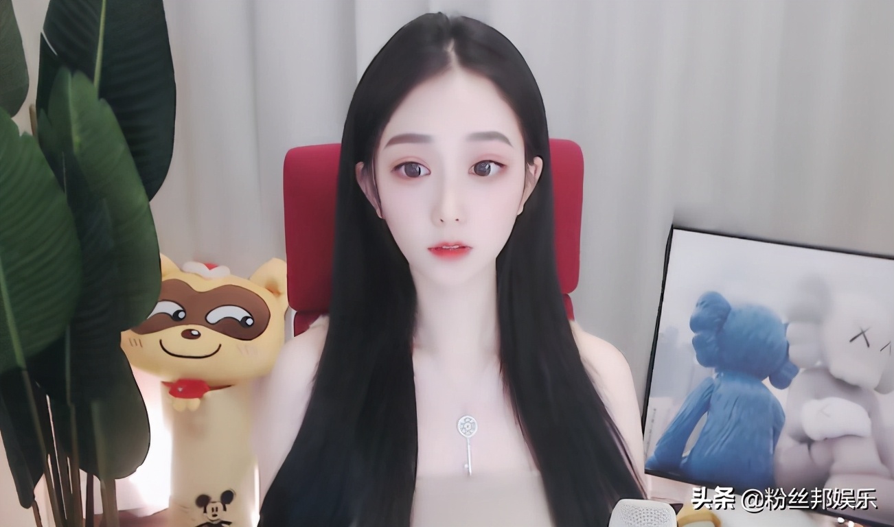 YY神豪“春来”出手就紫光，只刷小洲猫猫，他的身份难道是哦哥