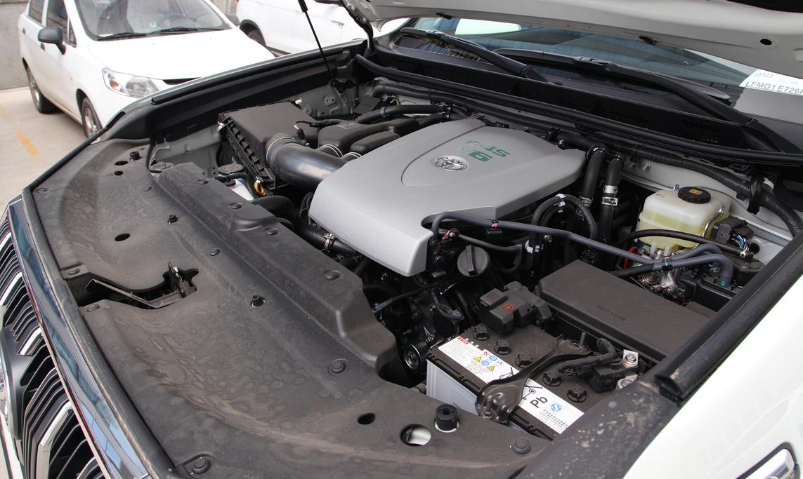 长4.8米，重2.3吨的丰田普拉多，今年6月就停产，如今上牌都很难