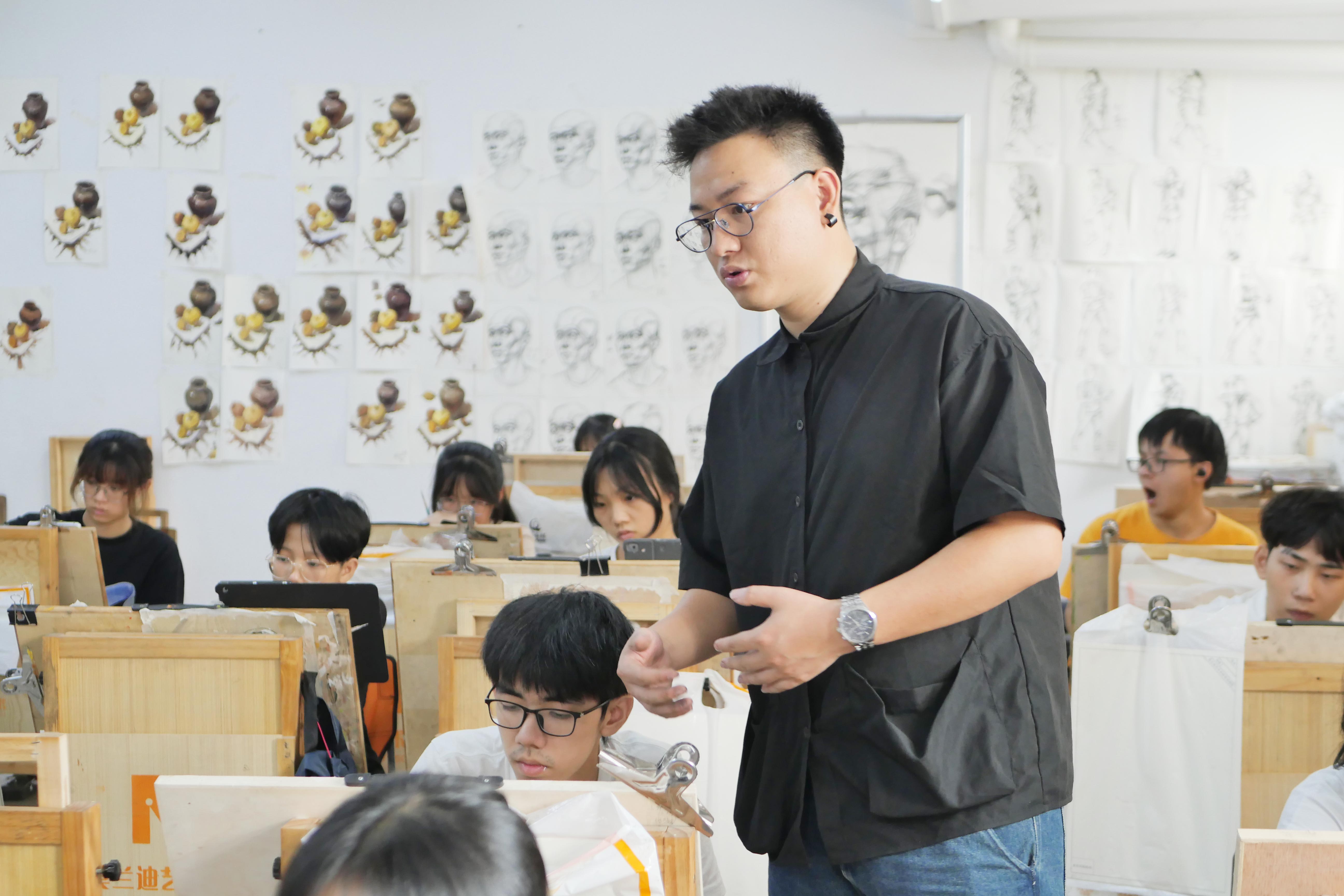 九大美院院校排名,九大美院最难考的专业