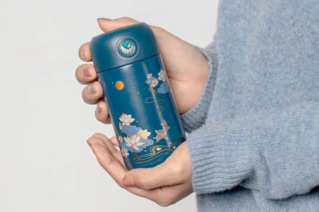 摇一摇变热保温杯,摇一摇变暖手宝保温杯