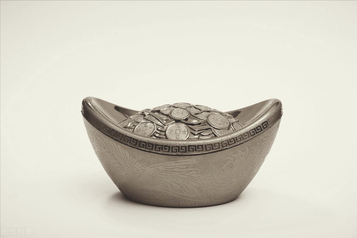 鬼手神捕刀九龙的传奇故事