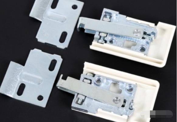 选浴室柜的注意事项,选浴室柜应该怎么选