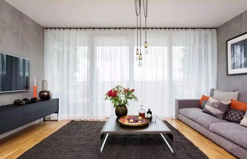 卧室窗帘面料怎么选择,客厅窗帘及面料选择技巧