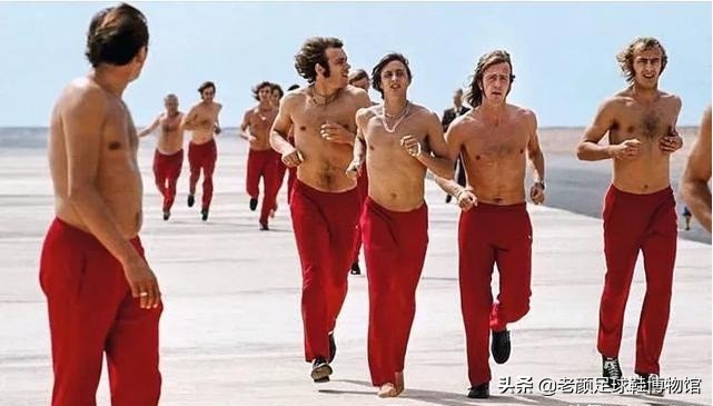 20世纪最伟大的足球教练荷兰,一代宗师功夫最强