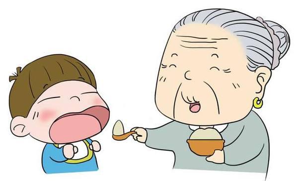 怎么锻炼两岁宝宝自己吃饭,如何训练2岁多宝宝吃饭