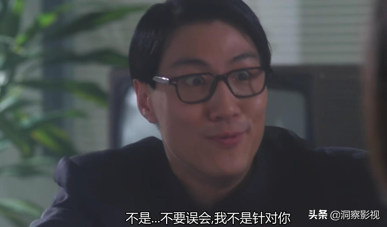 周星驰的电影为什么越看越哭,周星驰电影看了感觉是悲剧