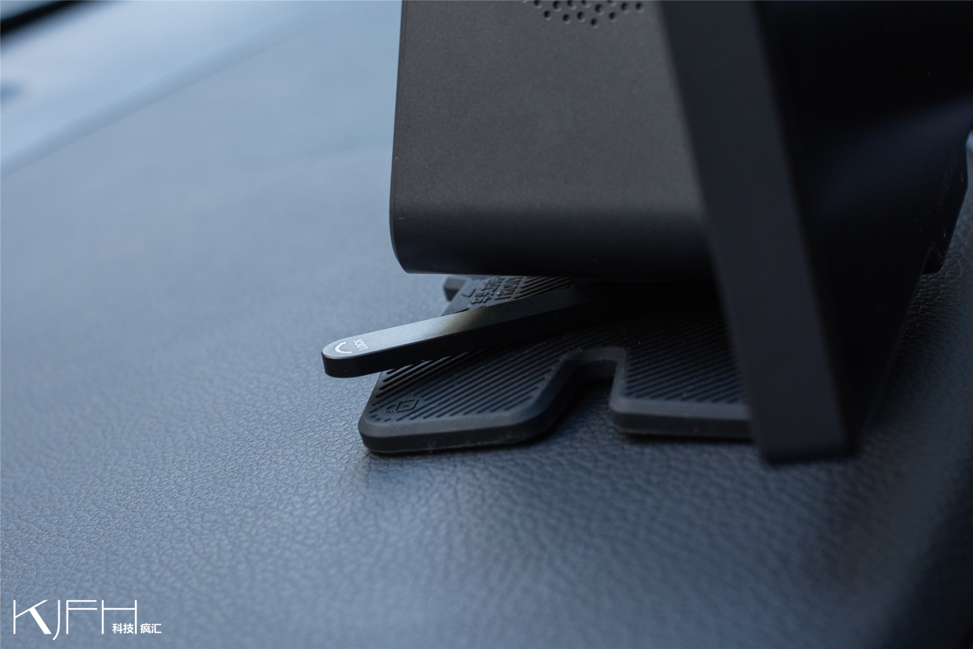 华为智驾导航视频,华为智选车载智慧屏导航