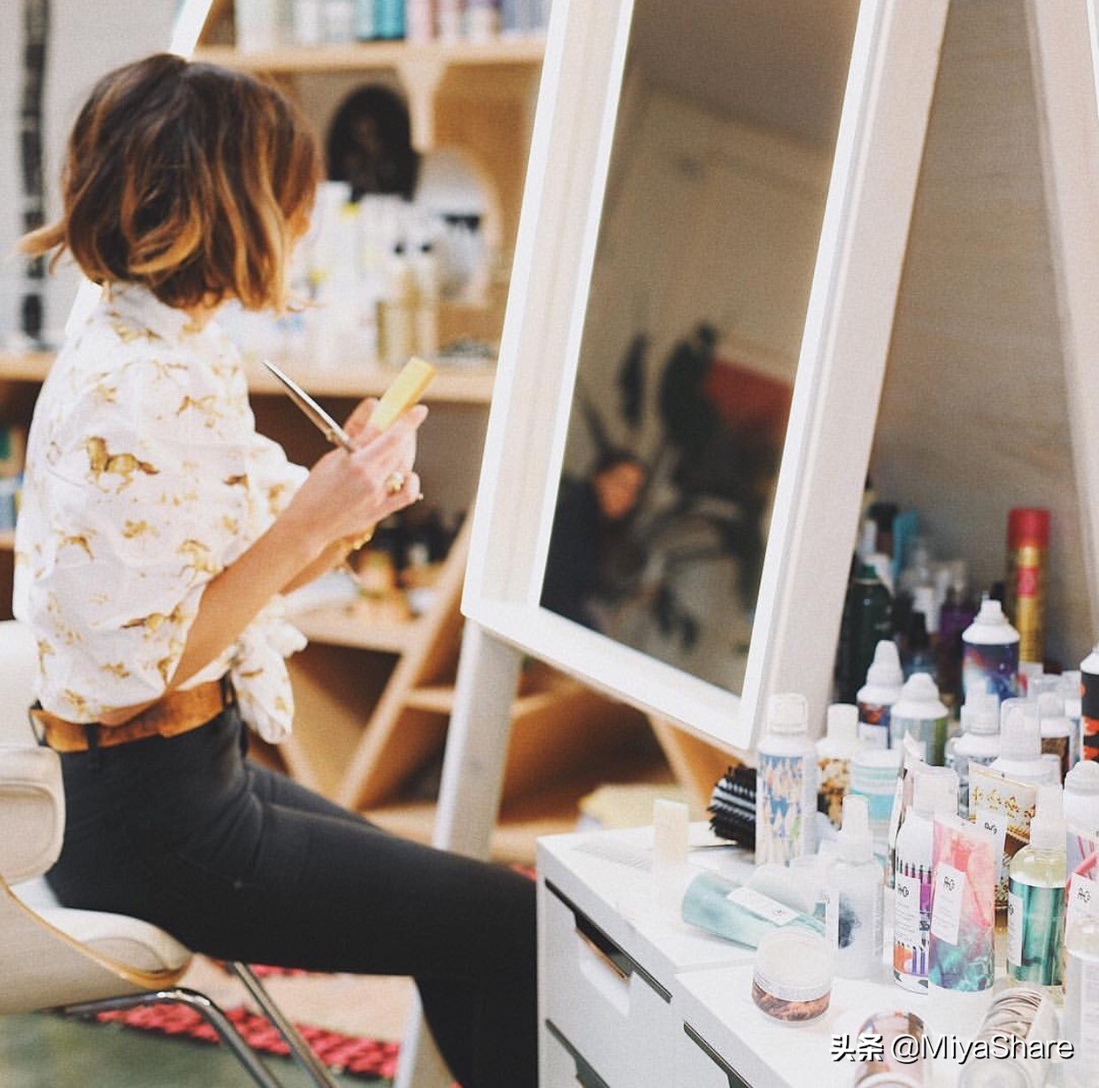 皮肤油脸上痘多了怎么护理,皮肤出油有痘坑怎么办