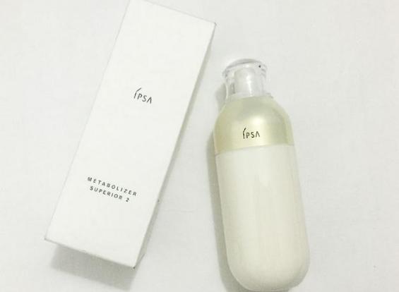 秋冬化妆起皮用什么水乳,适合干皮用的保湿乳液有哪些