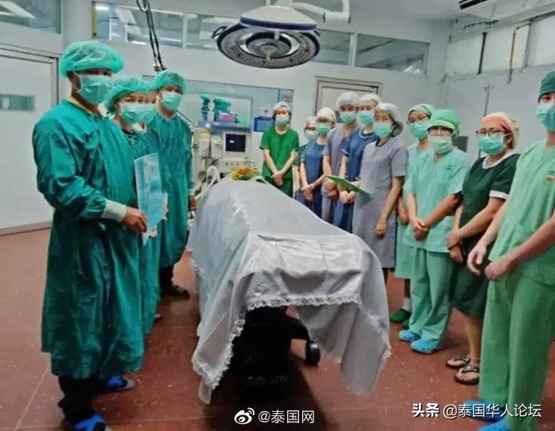 “我已经死了，但我希望你们好好活下去”—泰国病房里的人性底色