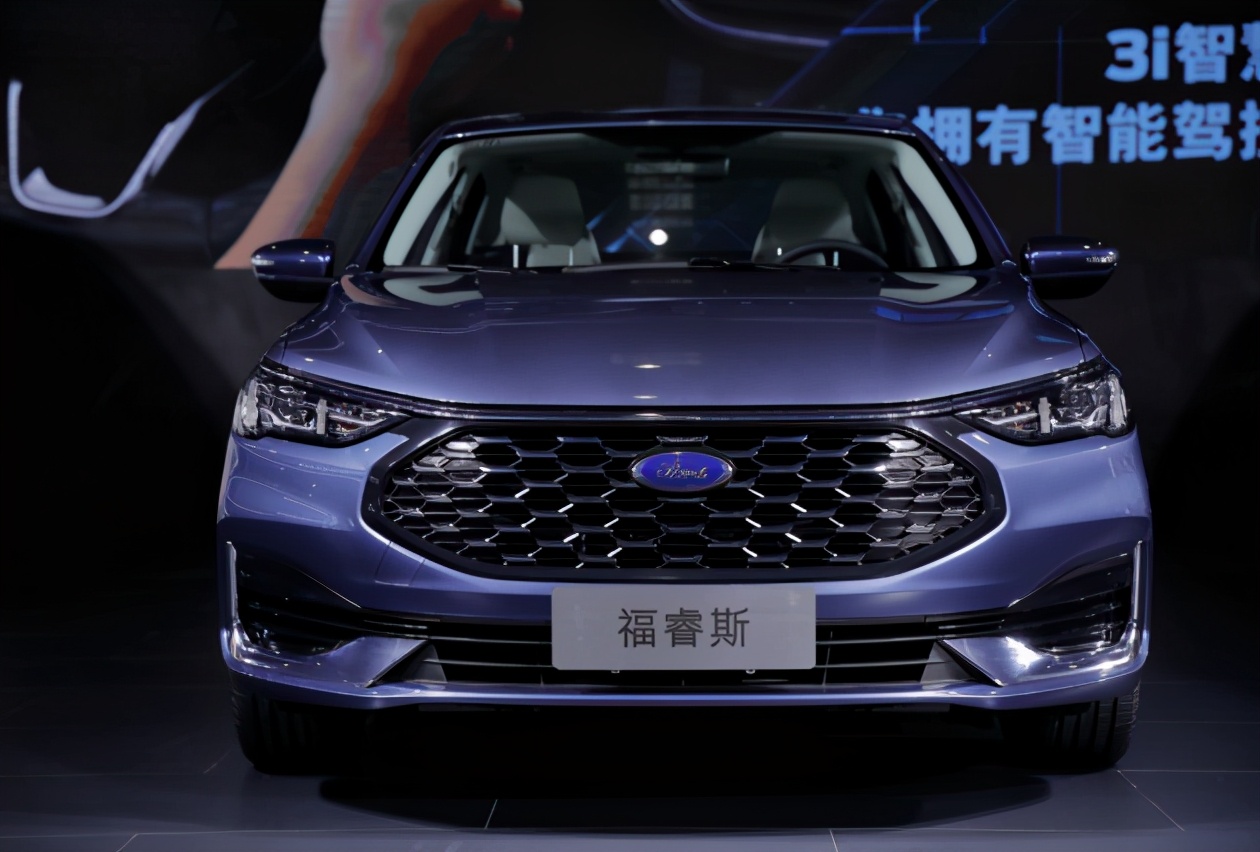 新一代长安福特福睿斯即将上市,福特福睿斯历代车型进化史