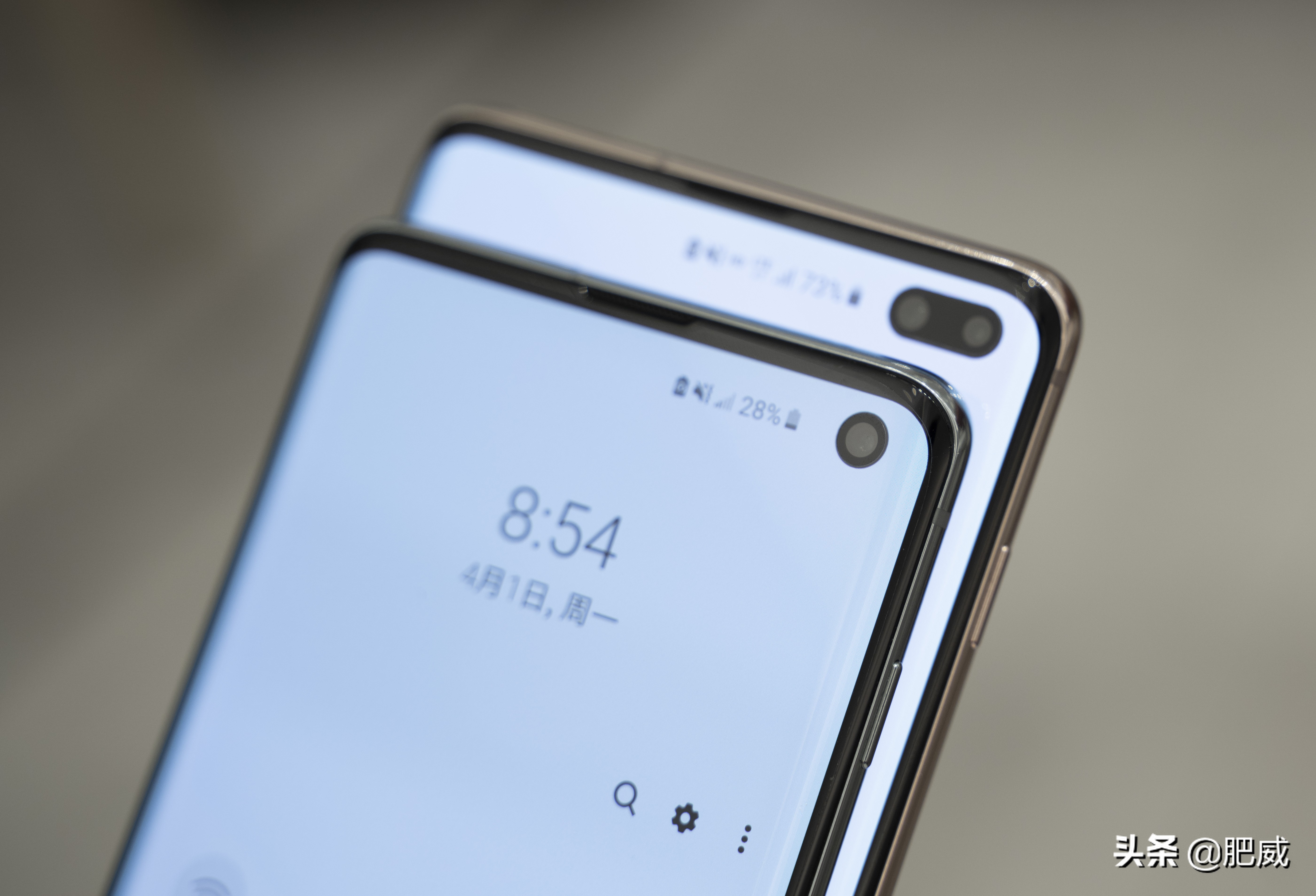 三星galaxys10对比三星galaxys10,三星galaxys10+测评王者荣耀