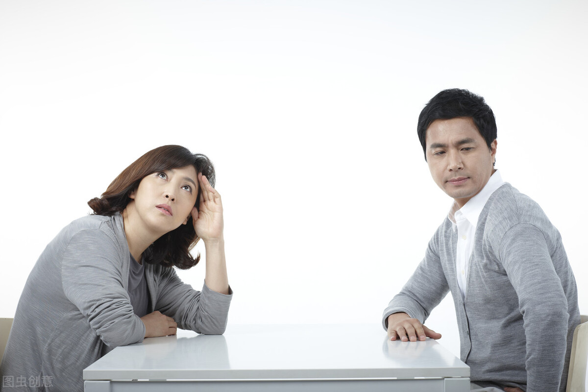 婚姻危险的信号：老公越来越懒，1招教你怎么治好他