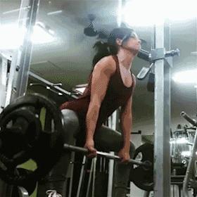 健身房保洁阿姨为什么那么有实力,健身房保洁阿姨肌肉