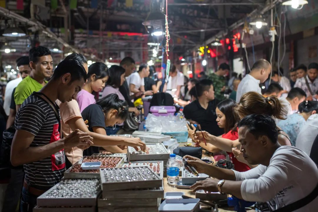 缅甸矿难将会对翡翠的影响,一次死亡最多的矿难