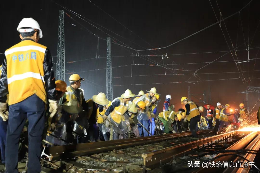 渝怀铁路涪陵至梅江段,渝怀铁路涪陵站
