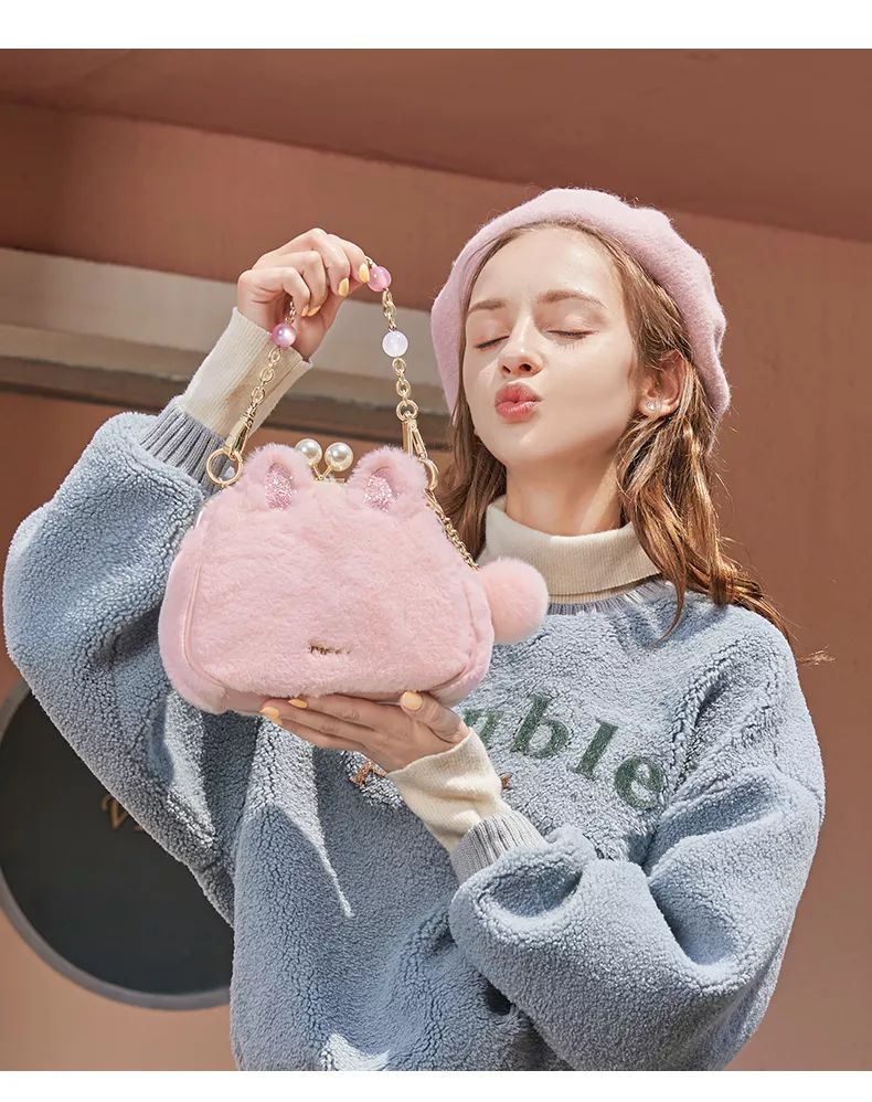 今年流行什么样的包秋冬,春季新款潮流百搭经典包