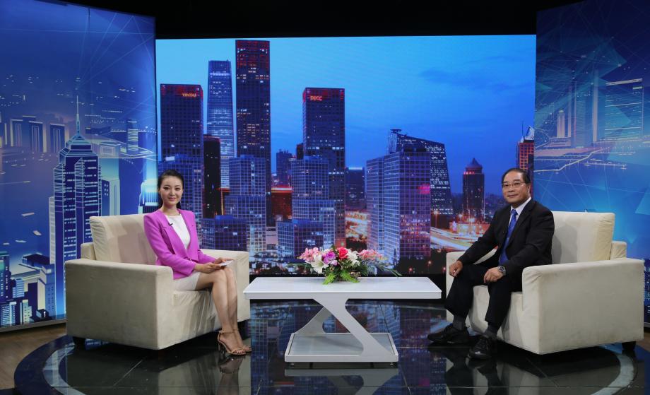 “广州优瑞塑料”董事长李煌宝做客《信用中国》