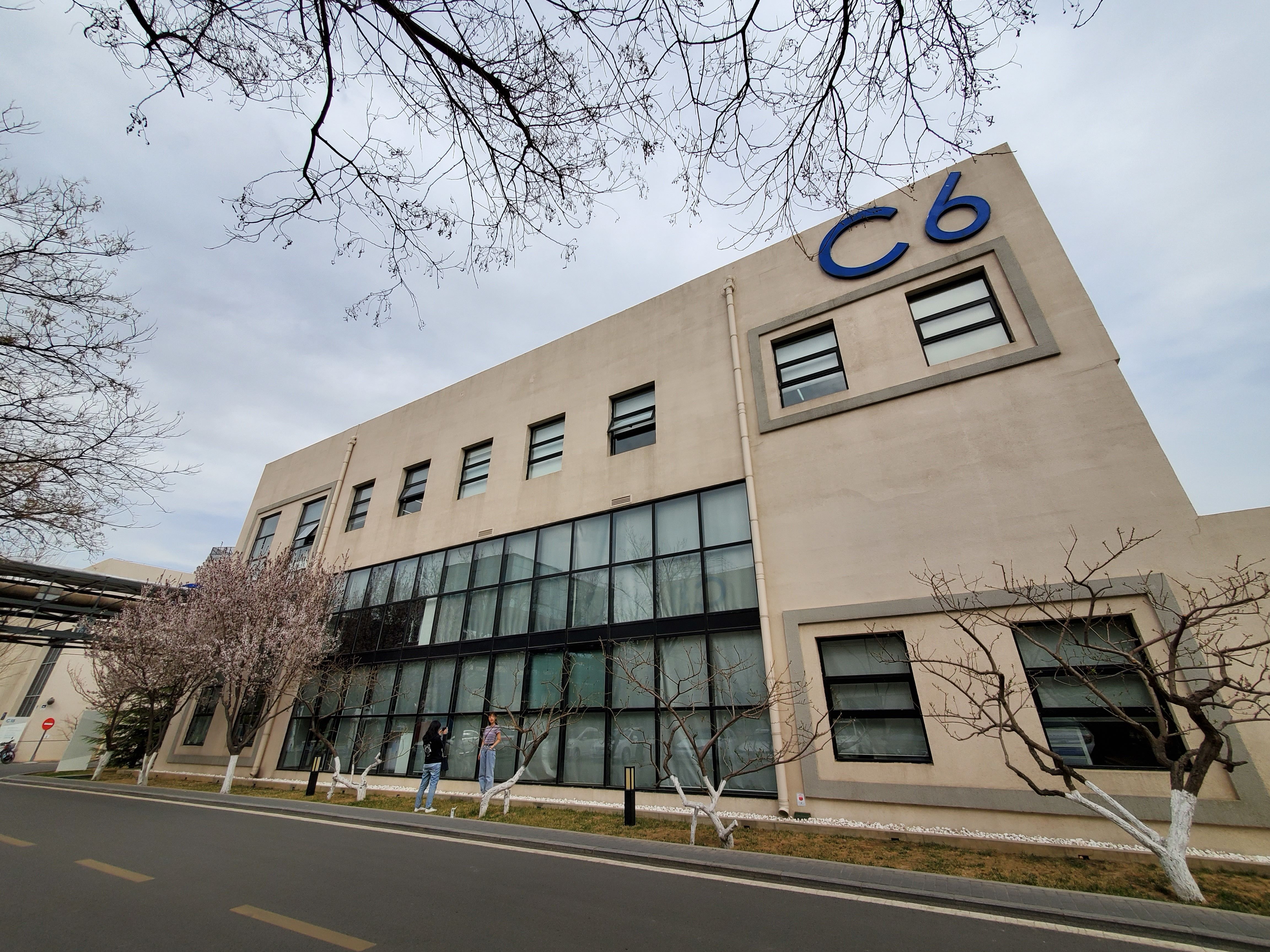 三星s21深度使用优缺点,三星s10+目前值得入手吗