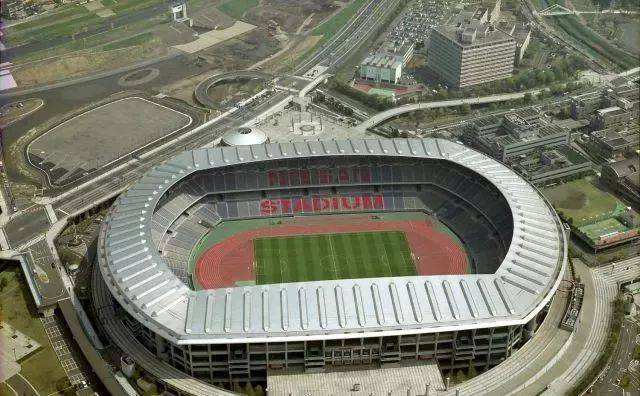 02年世界杯卡恩扑出韩国的球,02年韩国vs德国卡恩扑救