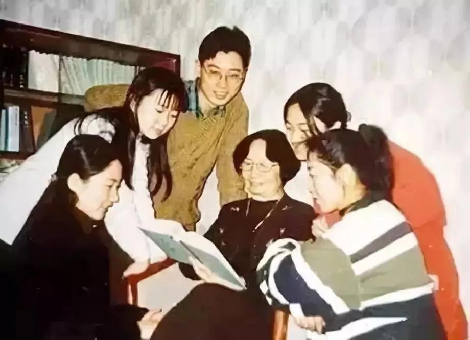 叶嘉莹岁月从不败美人,叶嘉莹诗词之美最经典的一句话