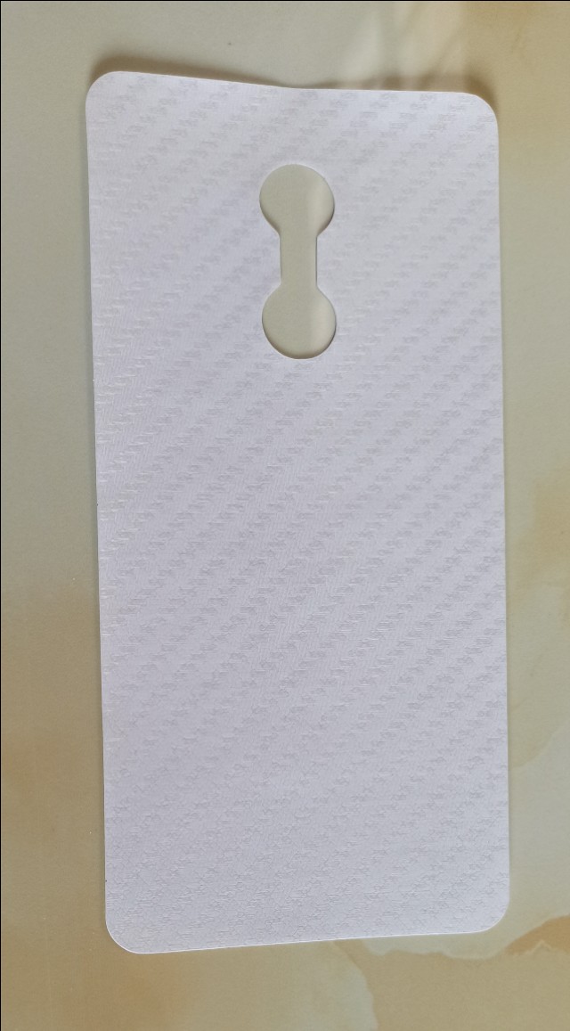 买钢化膜送的碳纤维后膜能不能用,贴膜教程碳纤维软膜