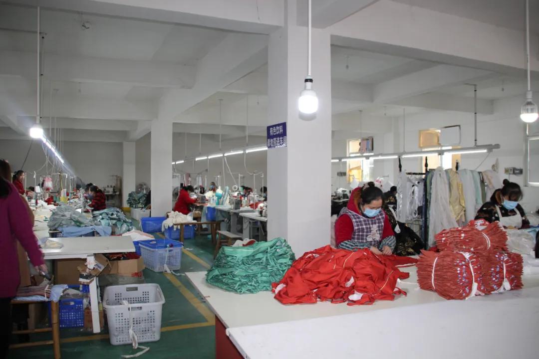 鎴愰兘姹夋湇闆嗗悎,鎴愰兘姹夋湇澶у叏