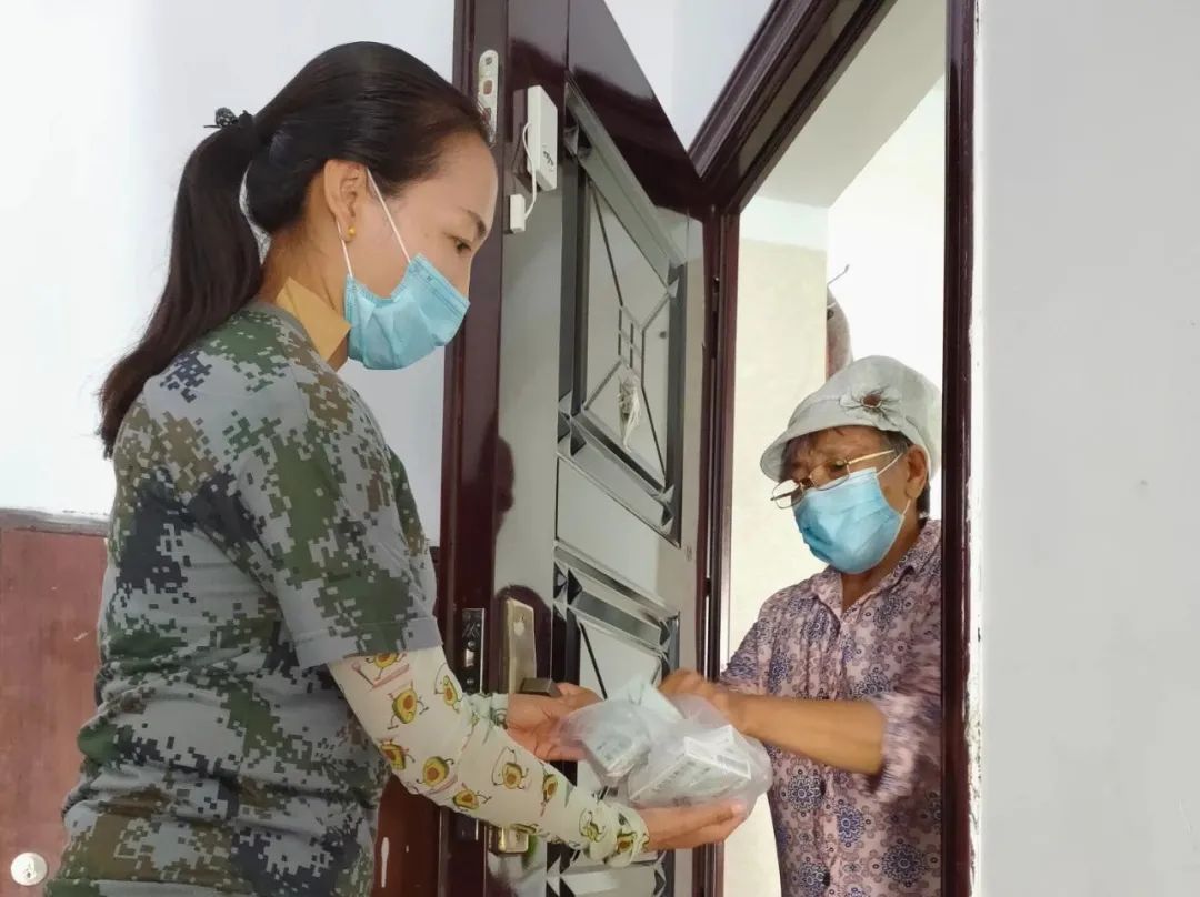 师市抗疫实录之四:把疫情防控阻击战作为锤炼机关干部作风的“练兵场”