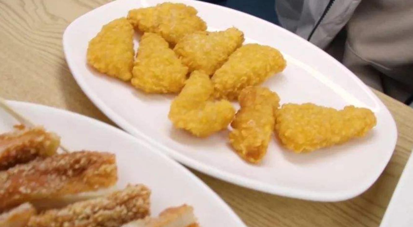 8岁孩子来大姨妈？家长就得注意了，暗示性早熟