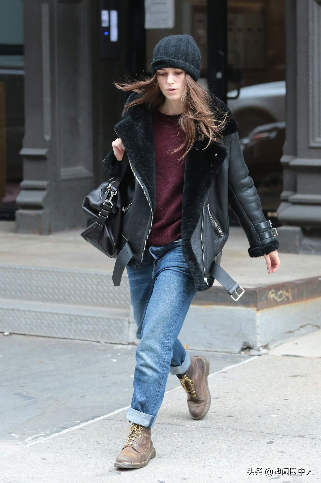 鑻变鸡鐜懓姘旇川,鑻变鸡鐜懓绌挎惌