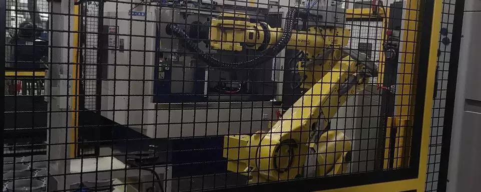 桁架机器人与关节机器人优缺点,机床自动化上下料桁架机械手厂家