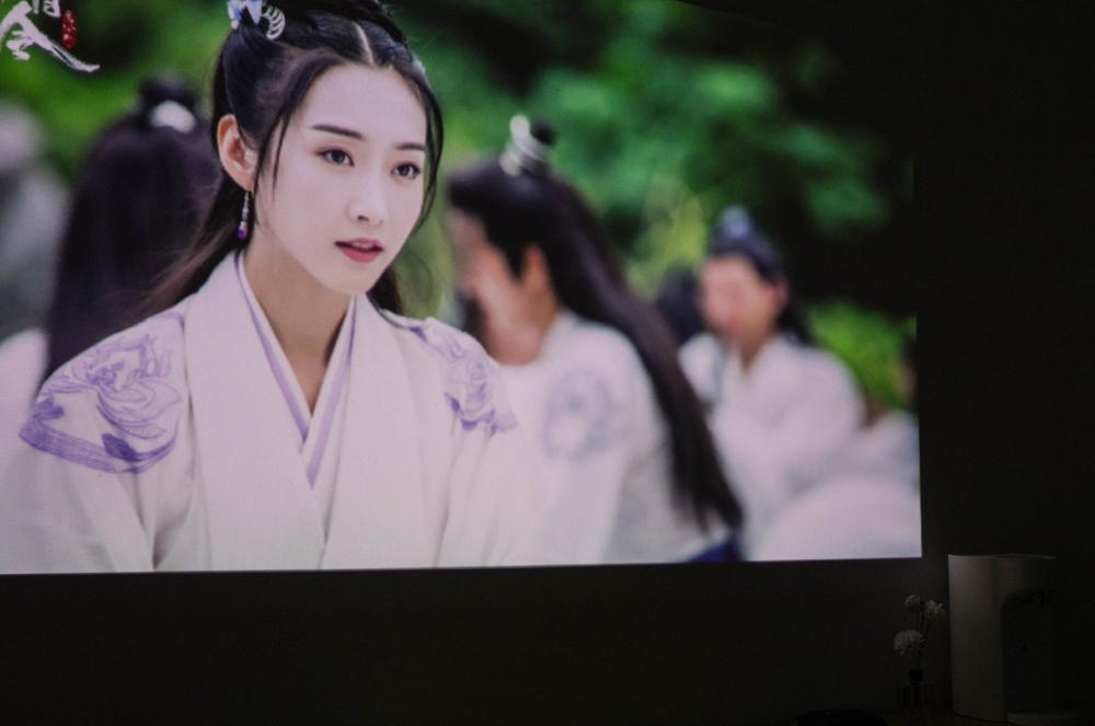 明基gv1投影仪值得买吗,明基投影仪gv1怎么投影