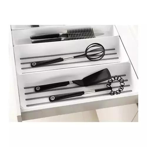 拥有上千支口红的李佳琦如果失去它，估计在家会崩溃吧！